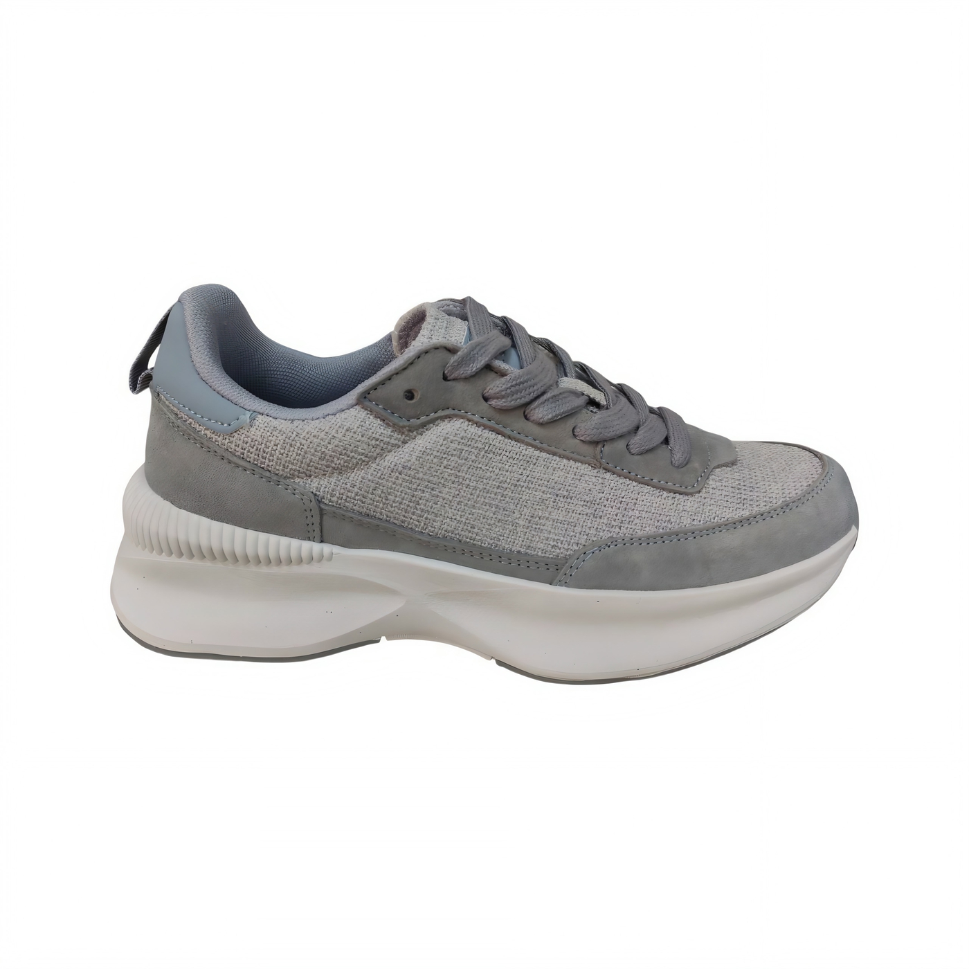 Кроссовки женские