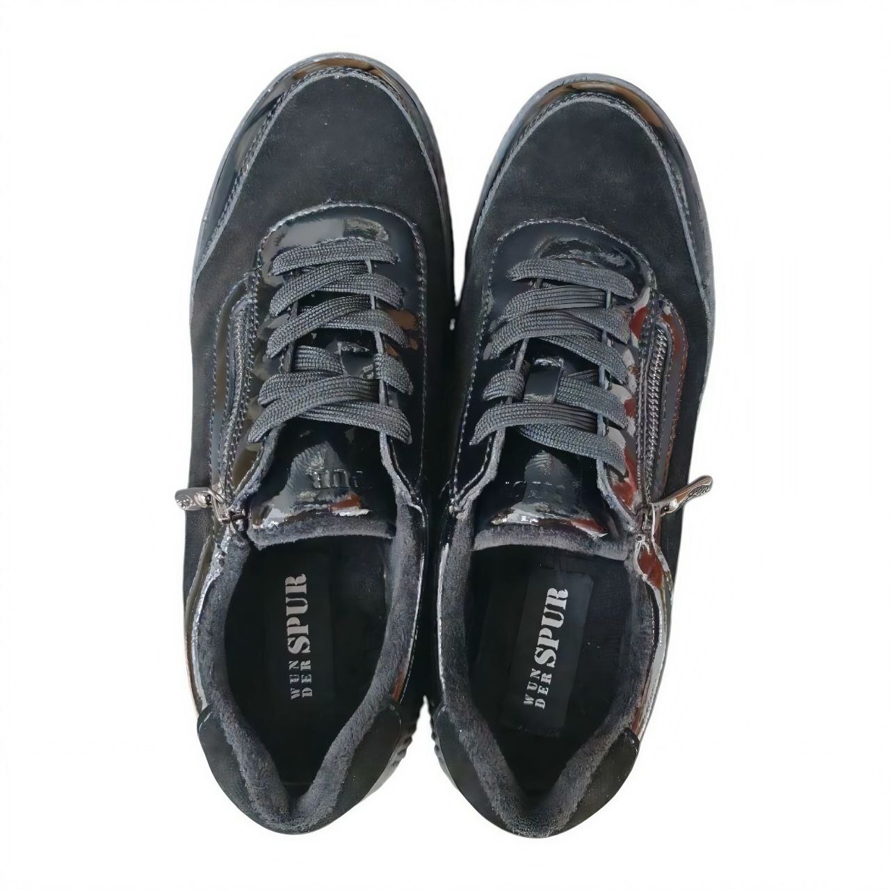 Кроссовки женские