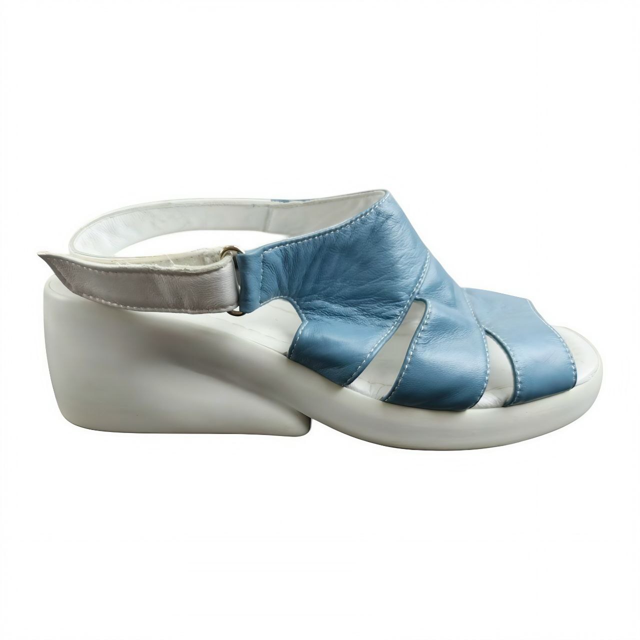 Женские босоножки